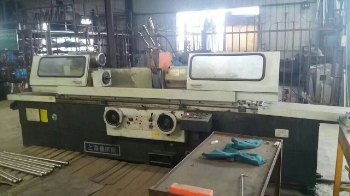 出售2011年上海外圆磨床M1332B