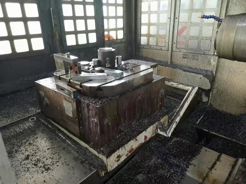出售：威海华东630单工位卧加