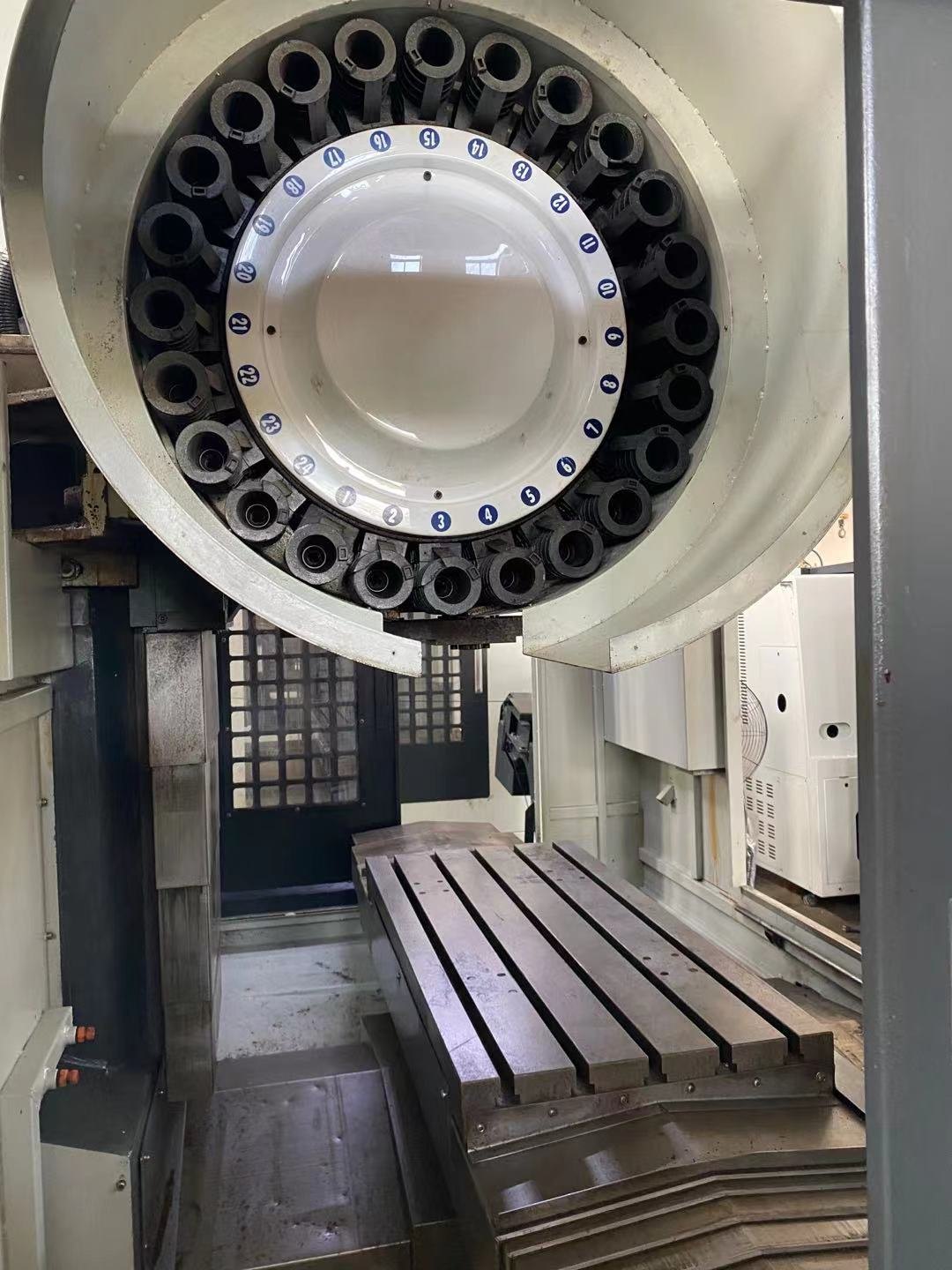 出售：同款四台友佳1052立式加工中心