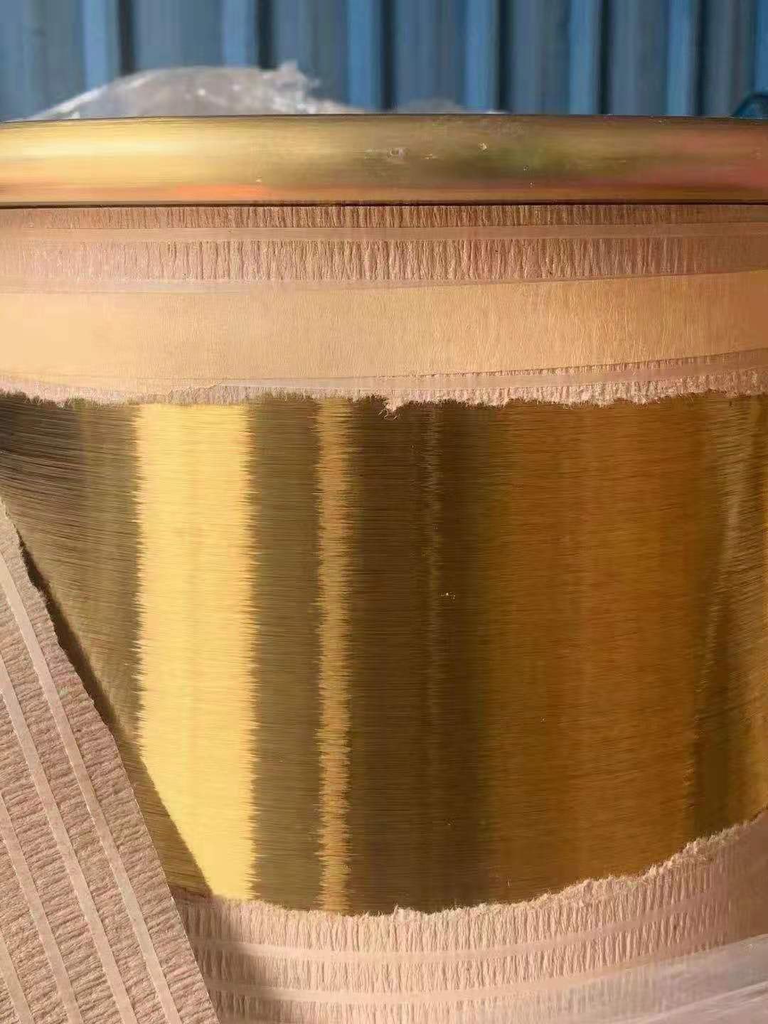 供：硅片，宝石切割钢丝每吨新价5.5万，现在每吨1万，总共32吨，不零售有直.