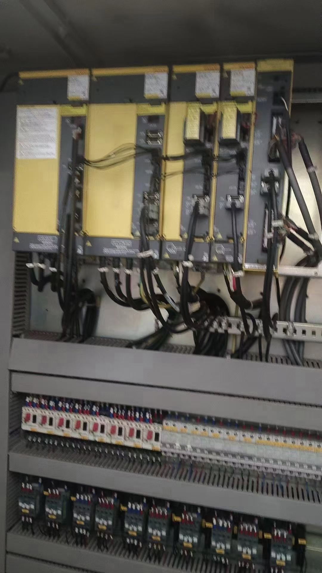 纽威2560龙门加工中心