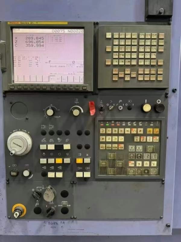 日本原装进口龙泽TC40车铣中心，加工长度2米。