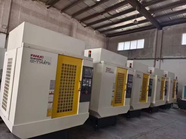 同款5台原装发那科小黄机品牌：FANUC-T14iFb年份：201.