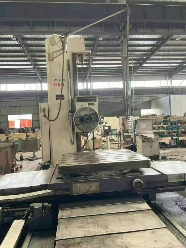 上架刚买下：昆明6113c/2三轴行程：2000安徽工厂验货.