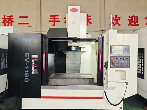 乔峰1160加工中心2022年新机机况 发那科MF Plus系统带.