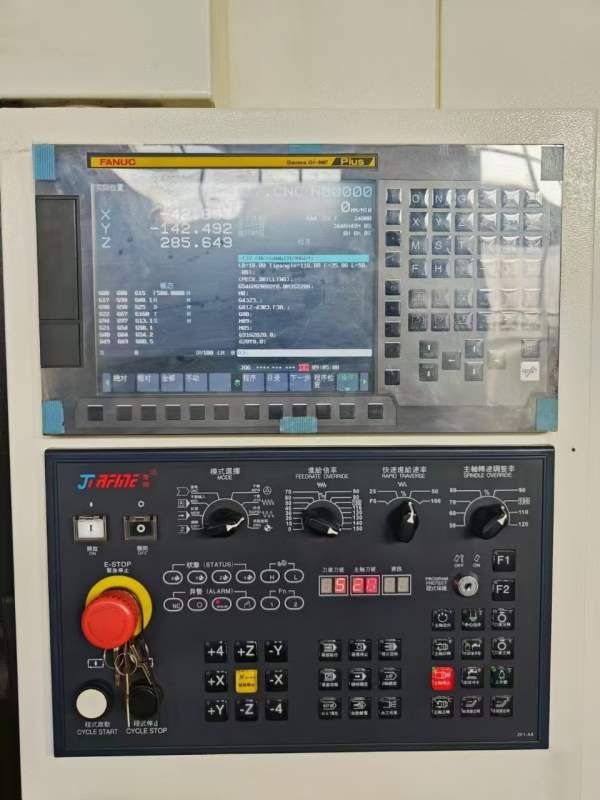乔峰1160加工中心2022年新机机况 发那科MF Plus系统带.