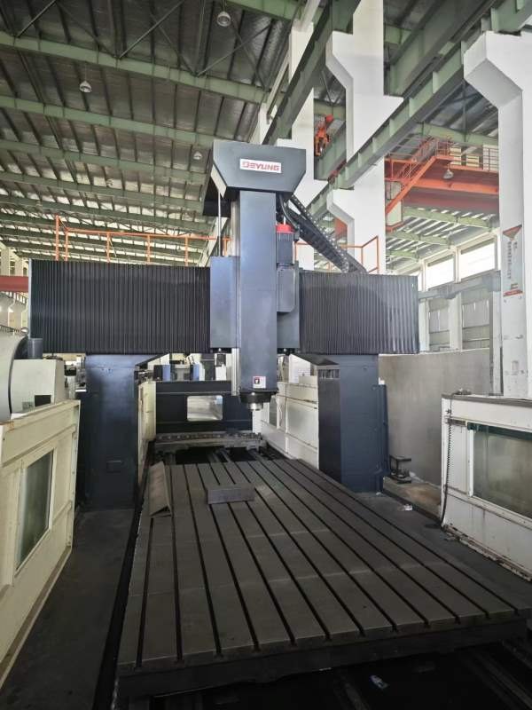德扬5032Z重型5米龙门加工中心，工作台2.45米，X轴3条.
