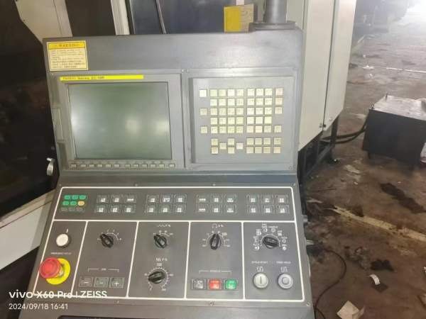 台湾友佳FV4224重型龙门加工中心，5度分自动铣头，BT5.
