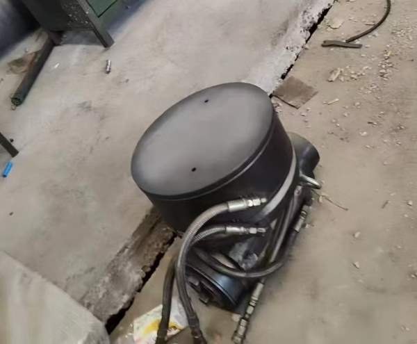 台湾友佳FV4224重型龙门加工中心，5度分自动铣头，BT5.