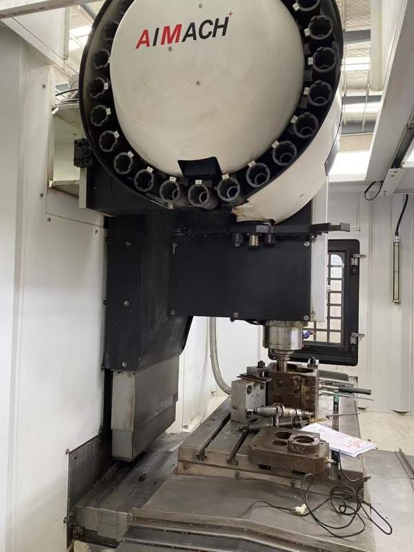 广东巨高重型850H加工中心，发那科Mf plus系统，BT40.