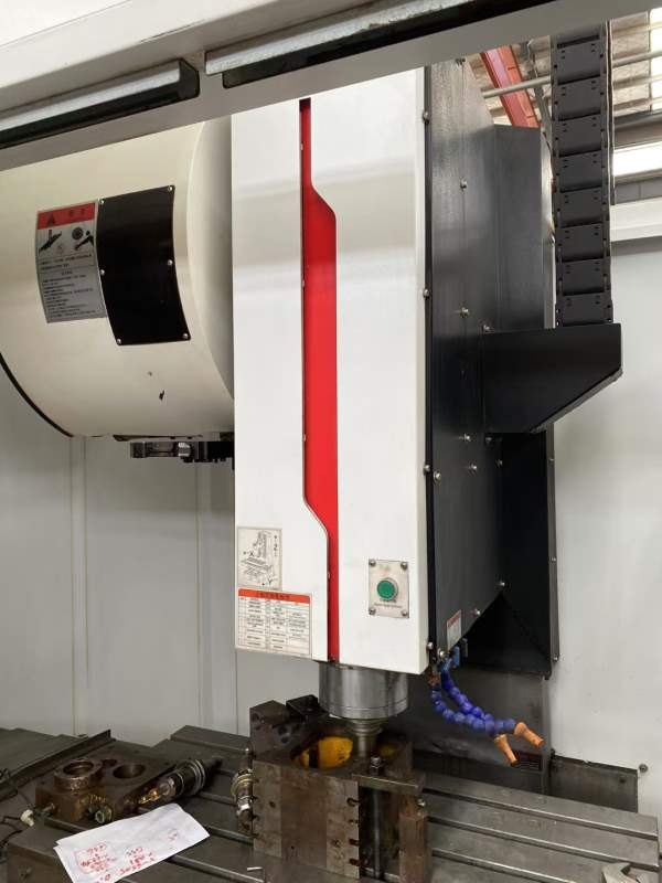 广东巨高重型850H加工中心，发那科Mf plus系统，BT40.