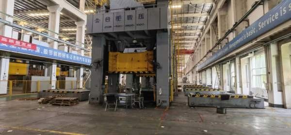 合肥锻压0500，双工作台左右侧移，行程600mm，装模高.