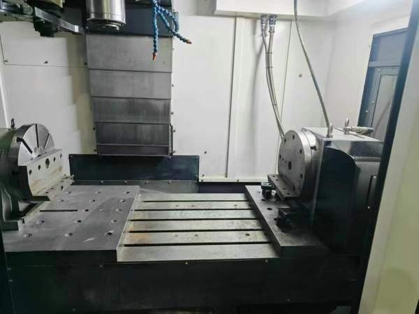 买下两台杭州惠乐1160B加工中心。全部在台湾德川320大.