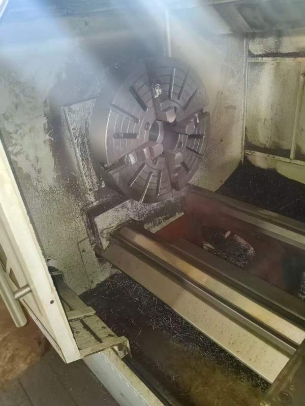 盐城工厂在位出售：精品80185数控车床一台、广数980TD.