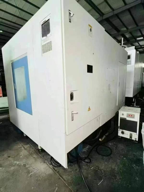 精品南京新浙850一台，安装少用，线轨，24把机械刀库.