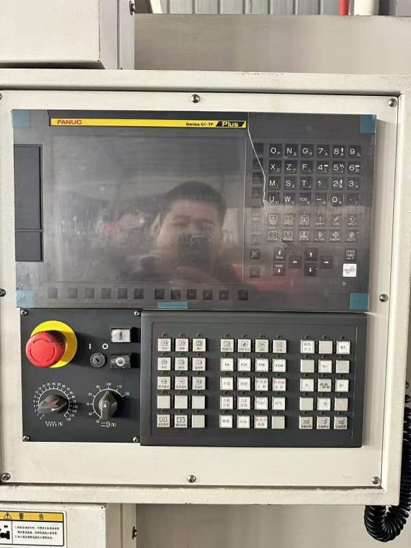 云南琥正同款两台加工长度1500数控斜车