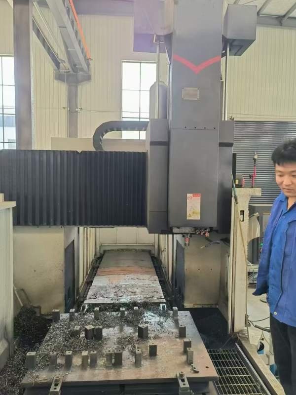 2020年海天3013龙门，安装少用，两线一硬，发那科MFpl.