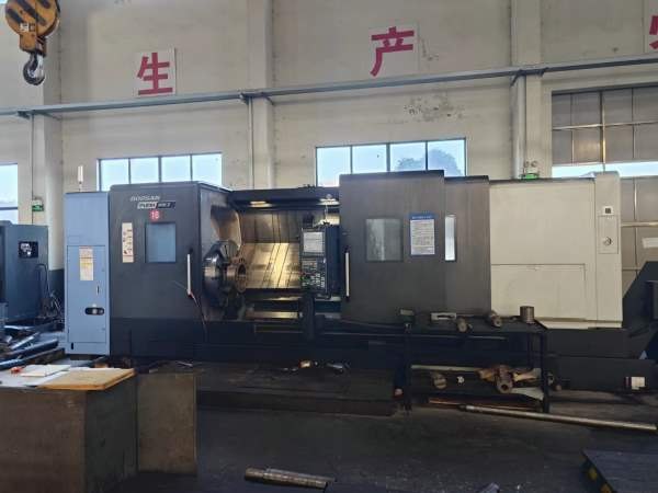 韩国原装斗山PUMA800L数控车床，32寸液压卡盘，过棒料.