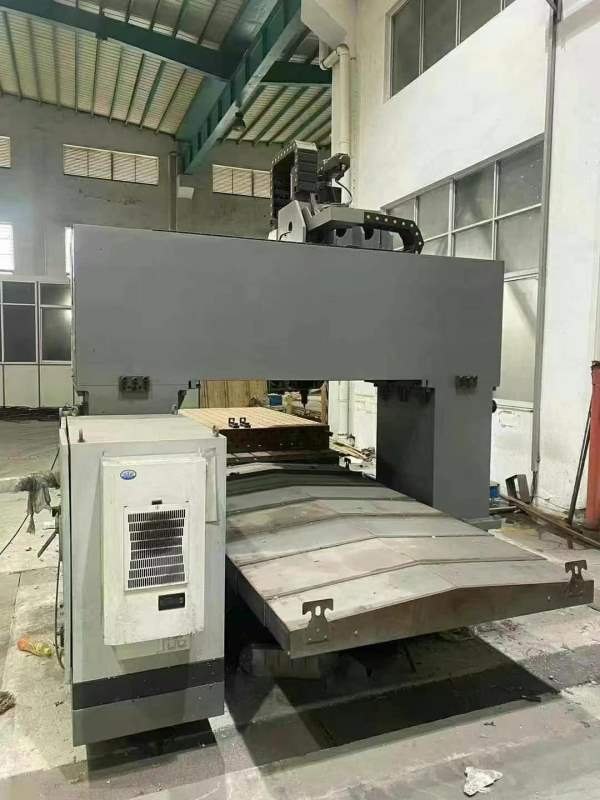 还剩后1台航天数控搅拌摩擦焊接设备工作台1500/2500门.