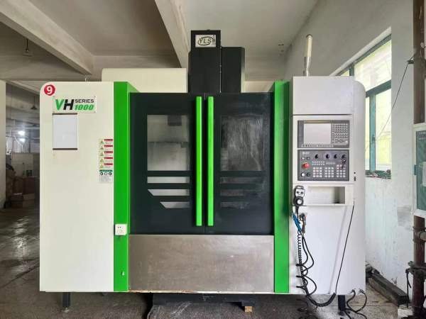 新到雅力士VH1000加工中心，三轴45滚柱线轨，XZ6滑块.
