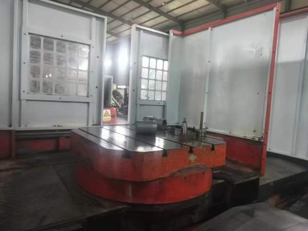 1000卧式镗铣行程400工作台千分度工作台三菱M80系统BT.