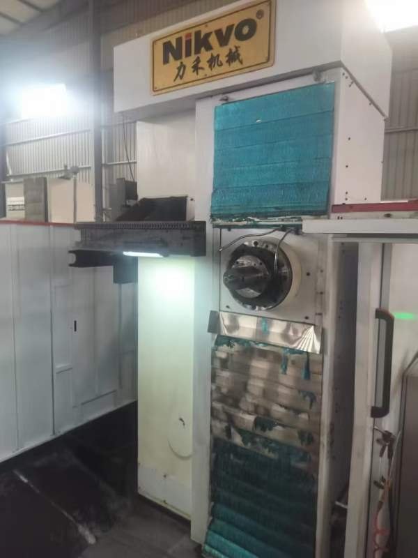 1000卧式镗铣行程400工作台千分度工作台三菱M80系统BT.