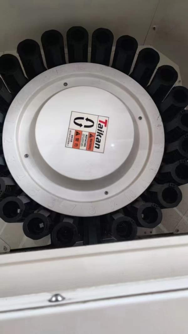 同款2台台群T-V856S立式加工中心年代: 2022年，使用时.