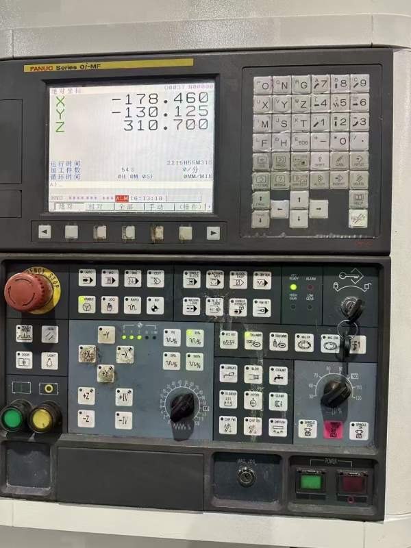 沈阳850立加带台湾255四轴沈阳VMC850E加工中心.发那科.