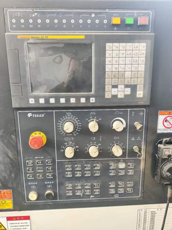 经典友佳FTC-350L，8寸液压卡盘，12工位刀塔，液压尾.