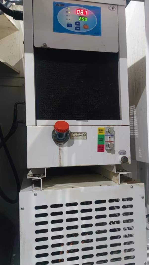 刚刚买下一台2021年良将MCV855L加工中心，两线一硬，.