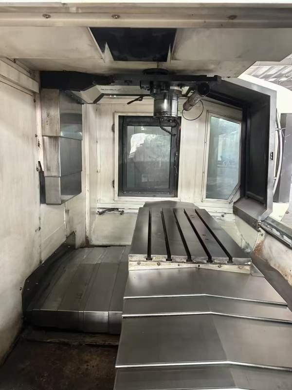 老牌永华1060重型机，BT50主轴，自重7吨，Z轴加高300m.