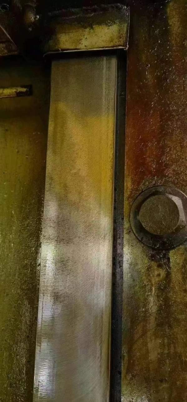 合肥锻压0500，侧移双工作台，行程600mm，装模高度120.
