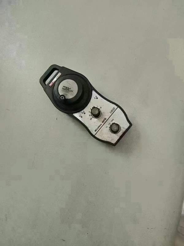 海天2516龙门，发那克MD系统，BT50齿轮头，全自动铣头.