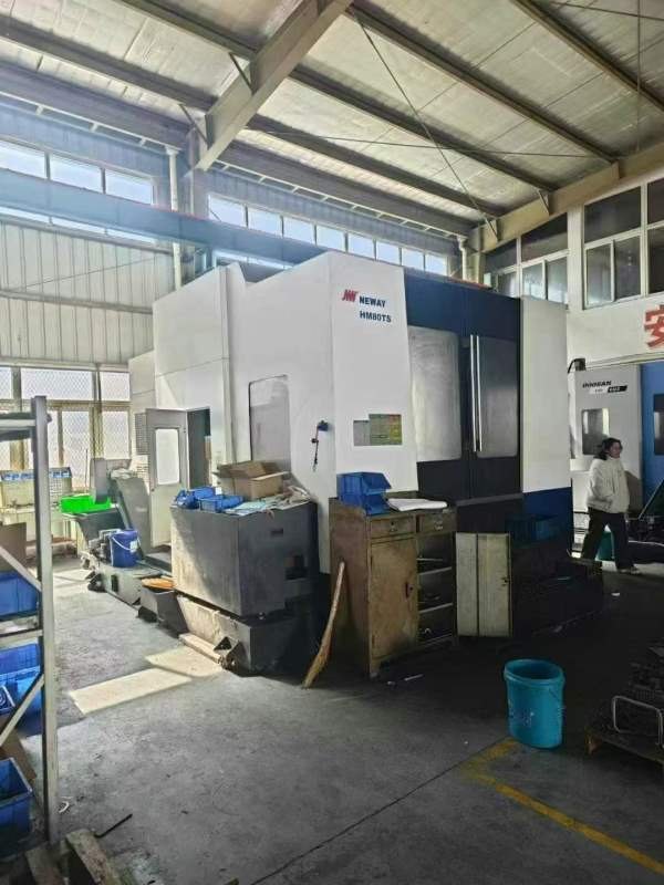 芜湖工厂:精品苏州纽威800单工位卧加，发那科系统，BT.