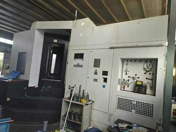 芜湖工厂:精品苏州纽威800单工位卧加，发那科系统，BT.