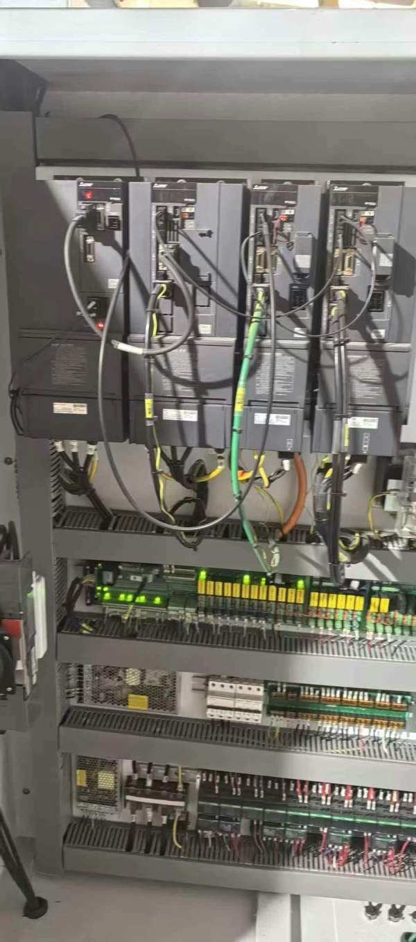 欧佺4027数控龙门加工中心工作台2.54米门宽2.7米，BT5.