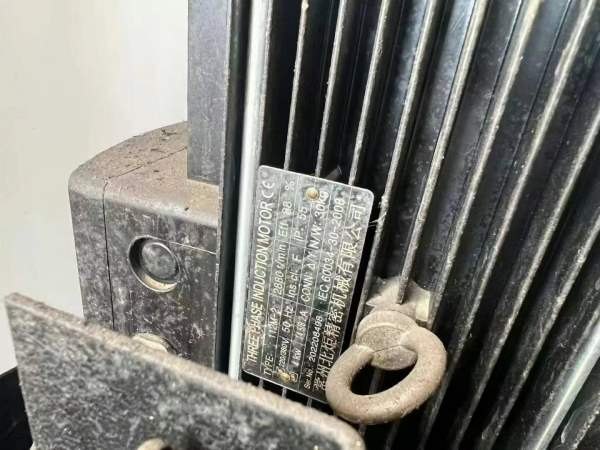 工厂在位出售晟方斯3020龙门加工中心一台，满配机型发.