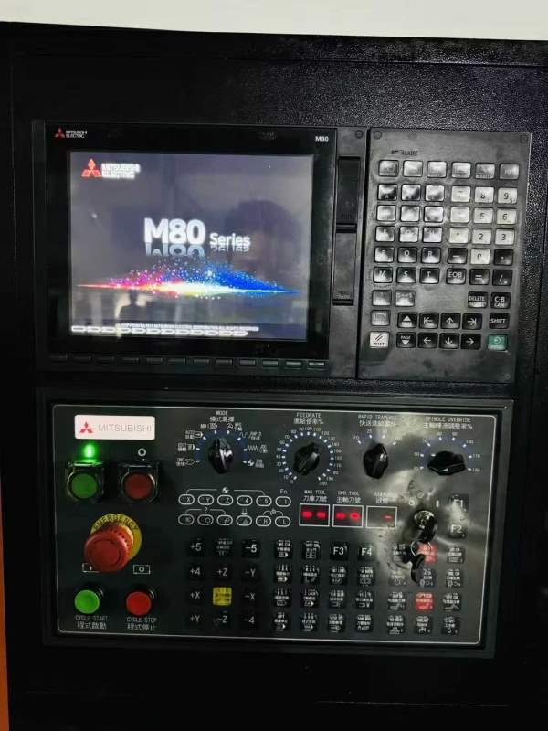 精品重型三线866加工中心，三菱M80系统，三线45滚柱导.