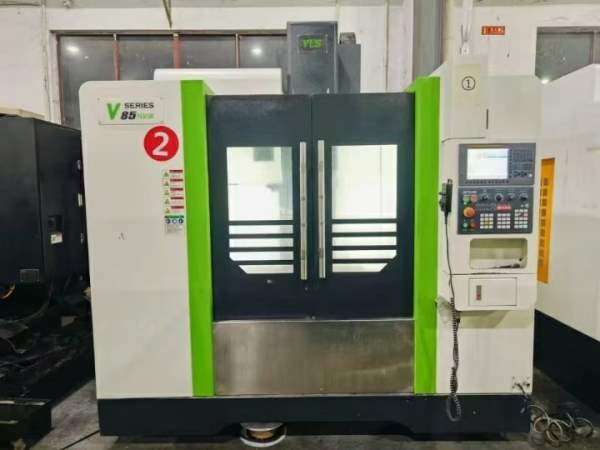 昆山雅力士V85加工中心2022年10月 系统: 发那科OI-MF .