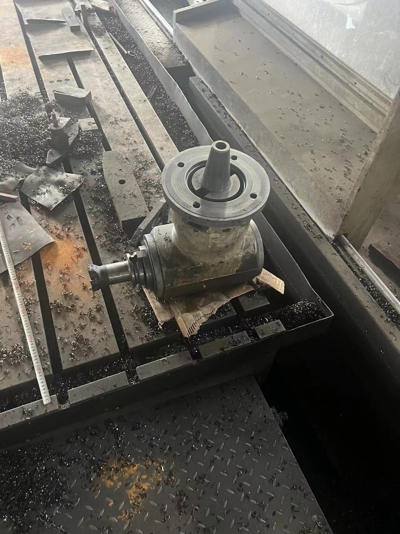 汉川重型数控龙门加工中心：4227