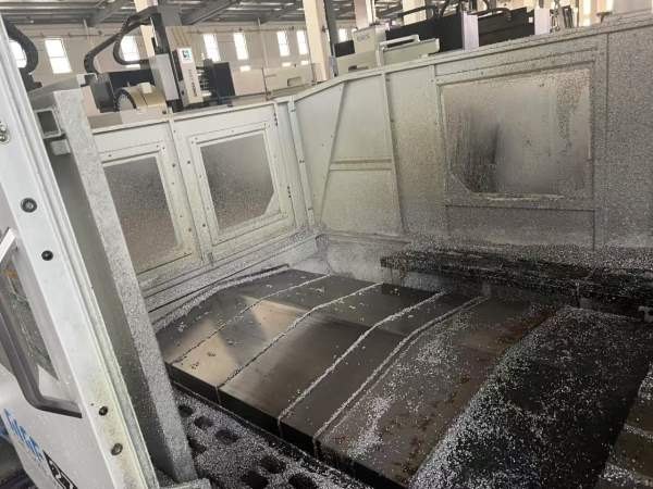 刚刚买下：同款多台2023年12月南通国盛2716龙门加工中.