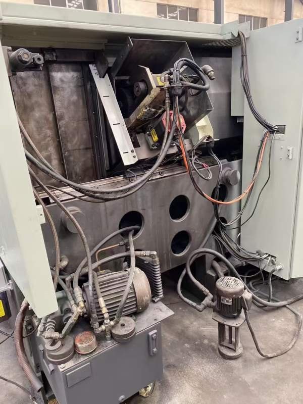 出售日本龙泽数控斜导车，8寸卡盘，带尾座带排销机，1.