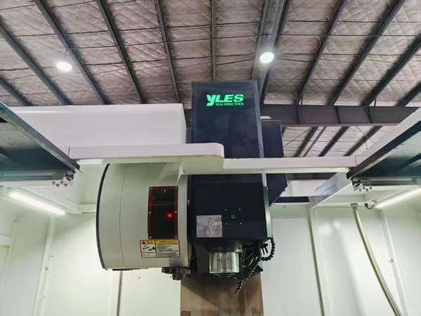 2022年雅力士1370加工中心，发那科OI-MF Plus系统台湾.