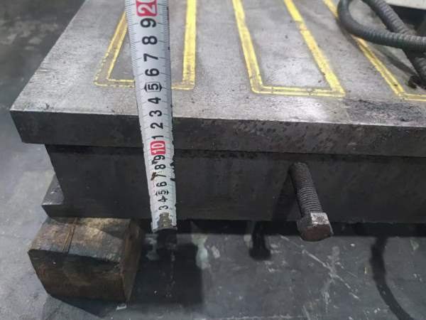 1000800强力电磁吸盘，带控制器，要的联系！价格非常.
