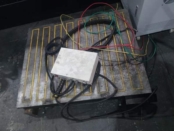 1000800强力电磁吸盘，带控制器，要的联系！价格非常.