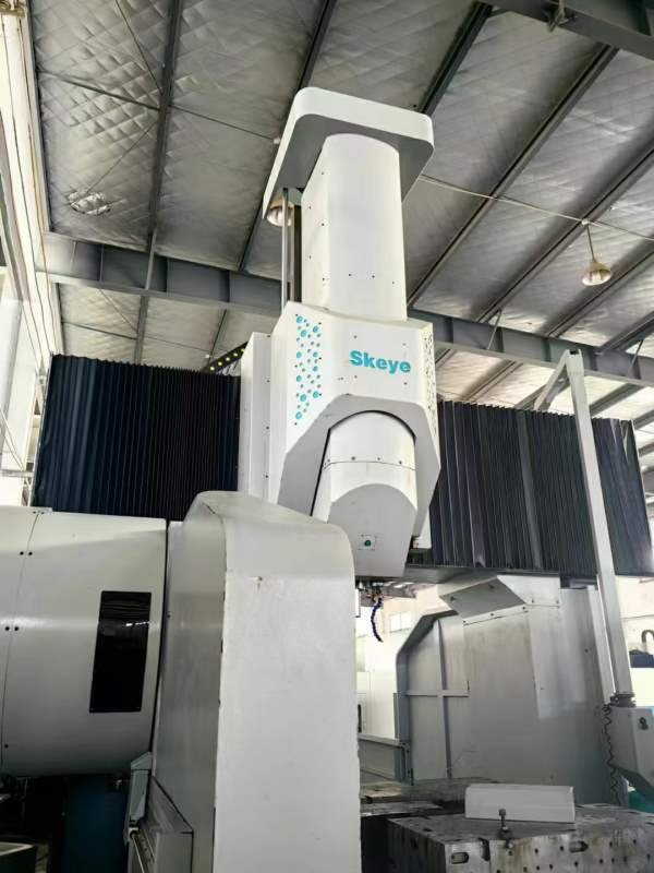 业柯6022门龙加中工心作工台:6000-1800门宽:2200.高门.