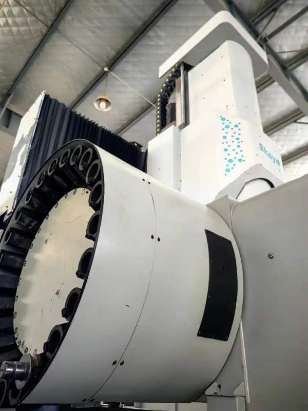 业柯6022门龙加中工心作工台:6000-1800门宽:2200.高门.