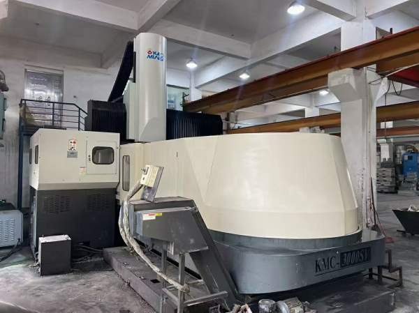 台资企业刚刚买下整厂龙门加工中心 高明KMC-3000SV数.