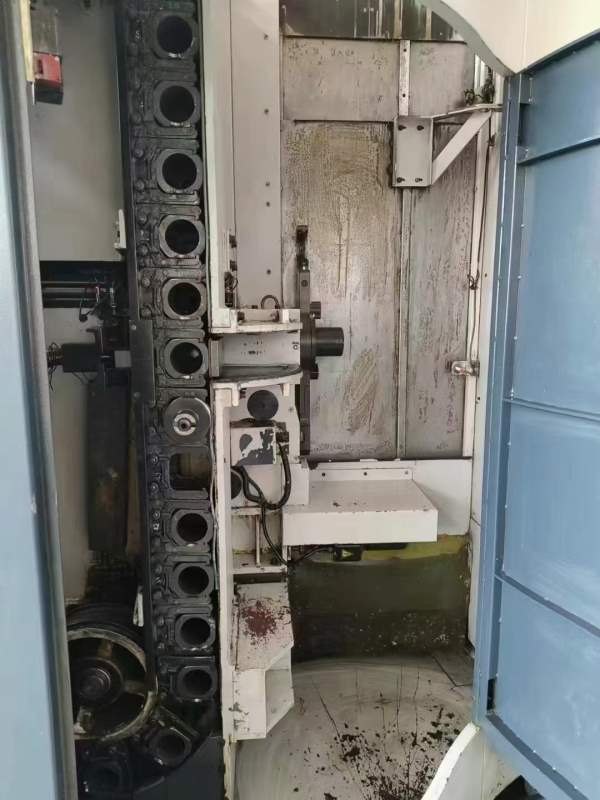 台湾高峰500卧式加工中心大功率电主轴BT50，1万转。三.
