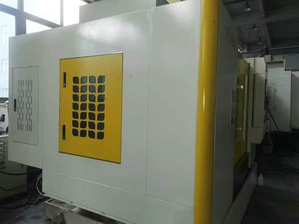 1160加工中心 加高款，Z轴760毫米行程1100/600/600款.